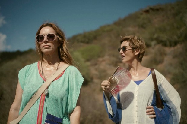 Review: 18 Holes to Paradise