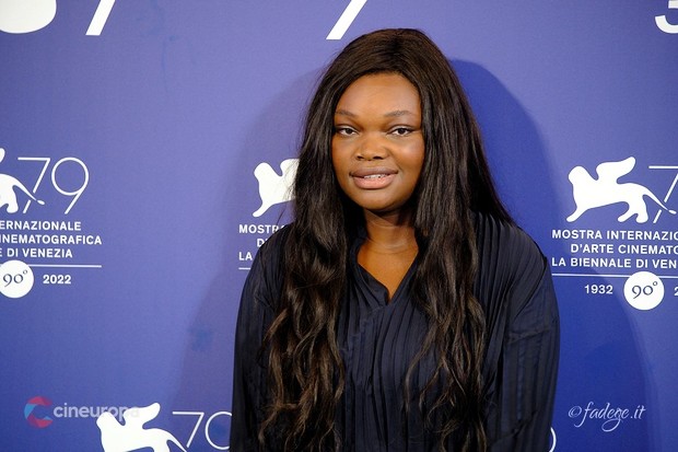 ESCLUSIVA: Guslagie Malanda protagonista di Corps étranger di Zoé Cauwet