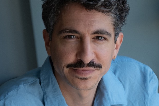 Moshe Rosenthal • Director of Tell Me Everything