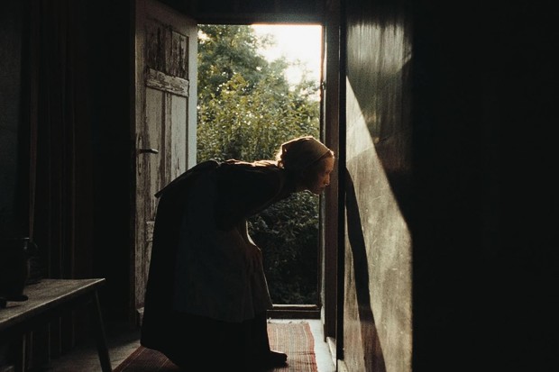 MIOB Journalism Lab Review: Sound of Falling