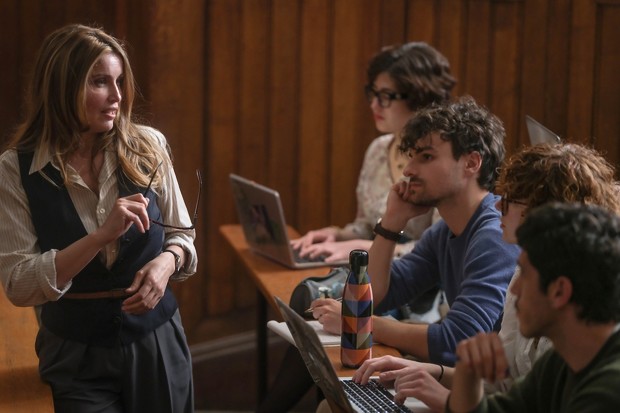 Review: Bazaar (Murder in the Building)