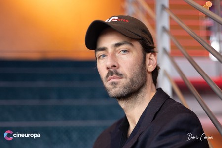 Saša Vajda • Regista di The Lights, They Fall