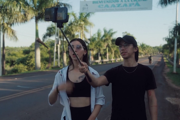Recensione: Around Paradise