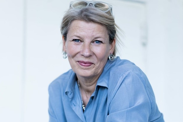 Katrin Merkel • Responsabile degli studi, Serial Eyes