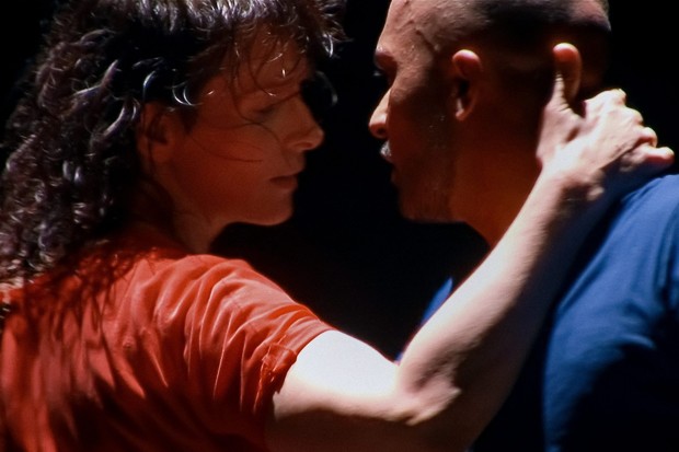 Crítica: In-I In Motion