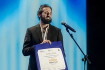 On Your Lap, de Reza Rahadian, gana el premio a la mejor película en el Festival de Biskek