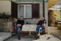 ESCLUSIVA: Il trailer di We Shall Live Together, documentario in concorso a Sarajevo