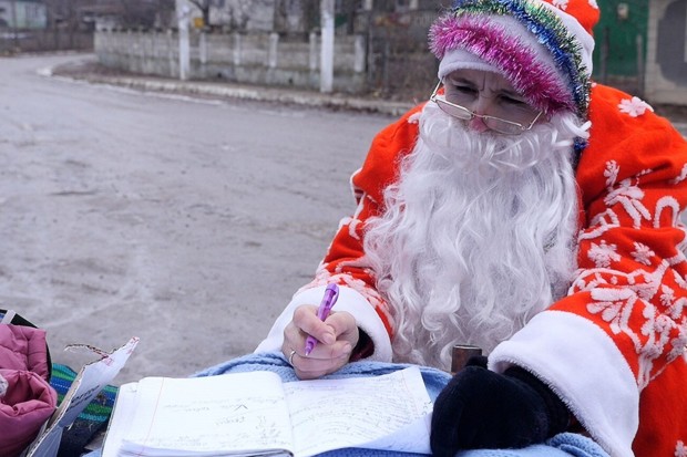 Review: Electing Ms Santa