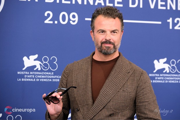 Edoardo De Angelis • Regista de Il fuoco che ti porti dentro