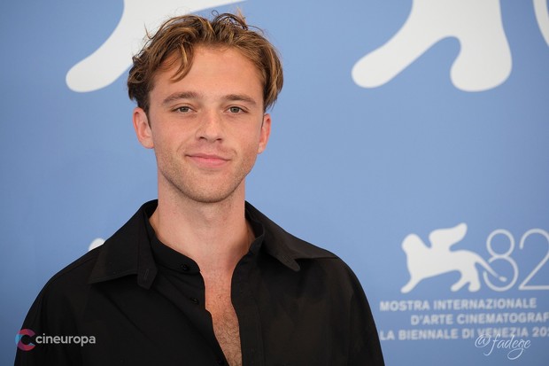Dernière ligne droite pour Johnny de Cédric Jimenez